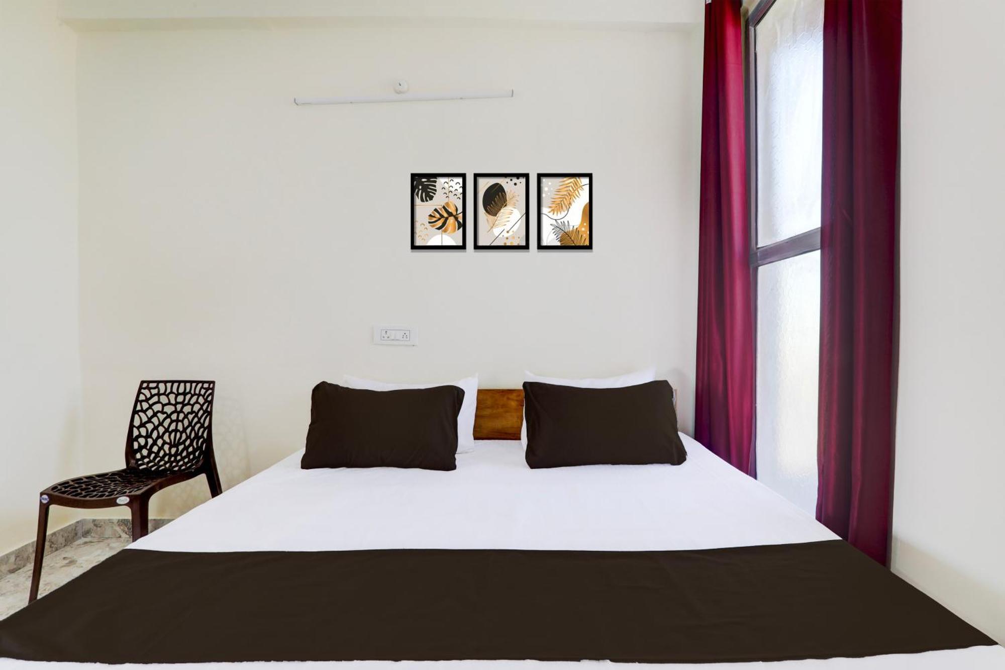 Hotel O Rn Chinhat Bagian luar foto