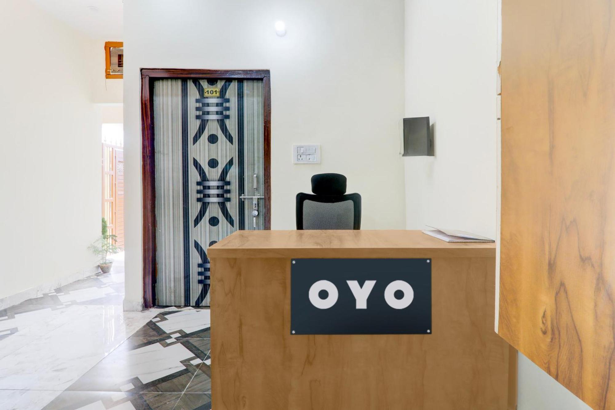 Hotel O Rn Chinhat Bagian luar foto