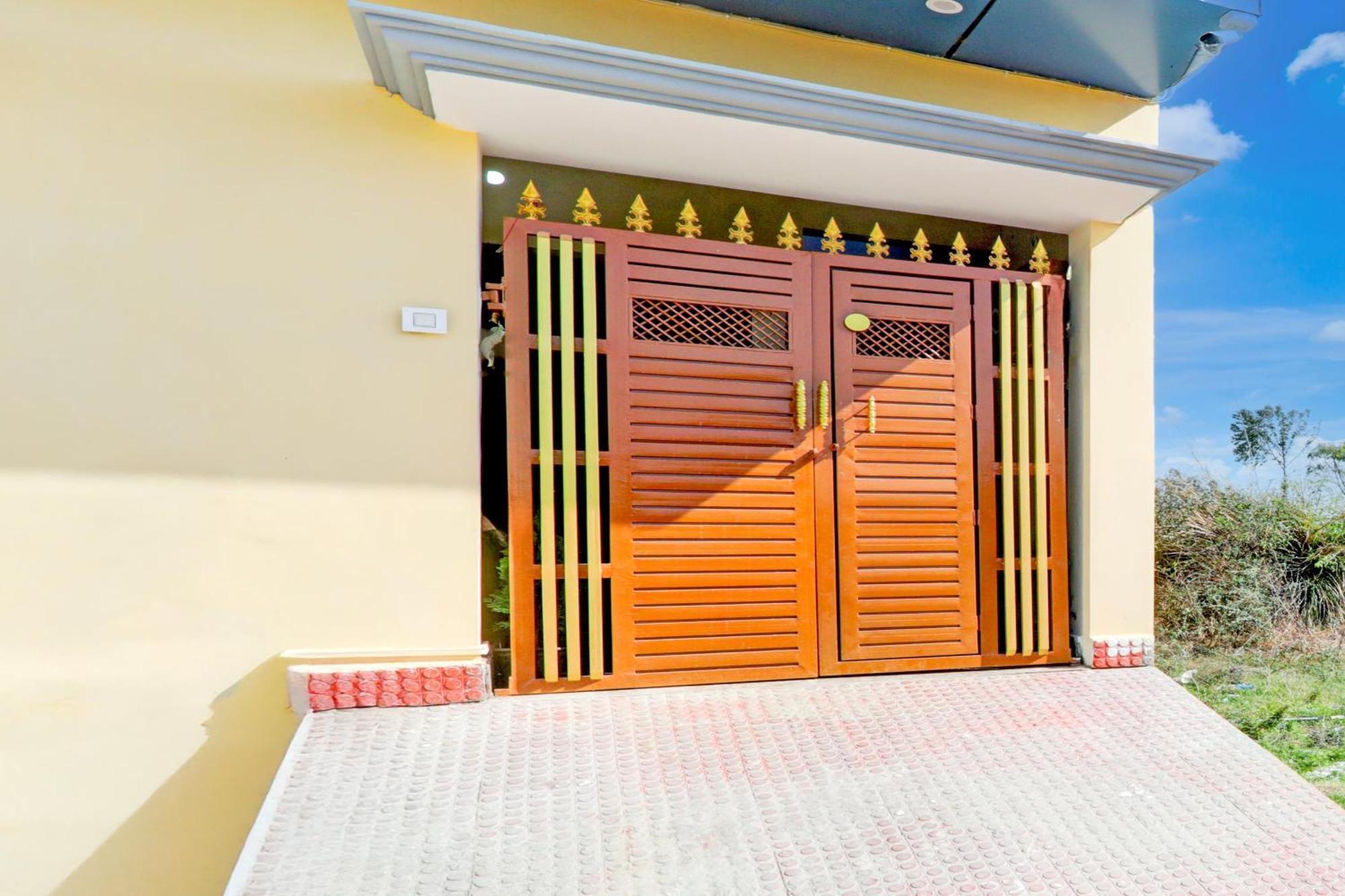 Hotel O Rn Chinhat Bagian luar foto
